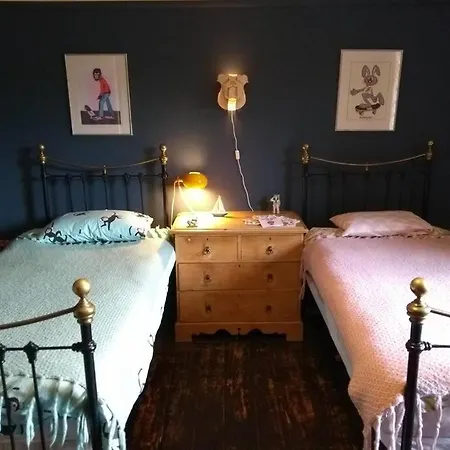 Treventon, 5 Bedroom Unique Villa, Near Padstow Villa