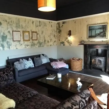 Villa Treventon, 5 Bedroom Unique Villa, Near Padstow *