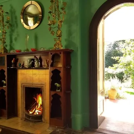 Villa Treventon, 5 Bedroom Unique Villa, Near Padstow *