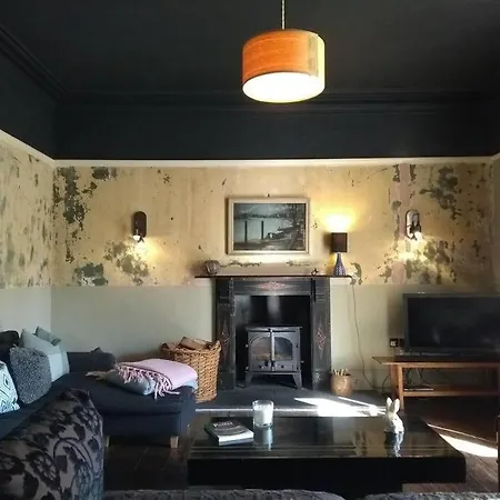 Treventon, 5 Bedroom Unique Villa, Near Padstow St Columb Major